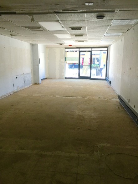 More Photos Of 151 E Post Rd, White Plains Storefront Retail Office For Lease