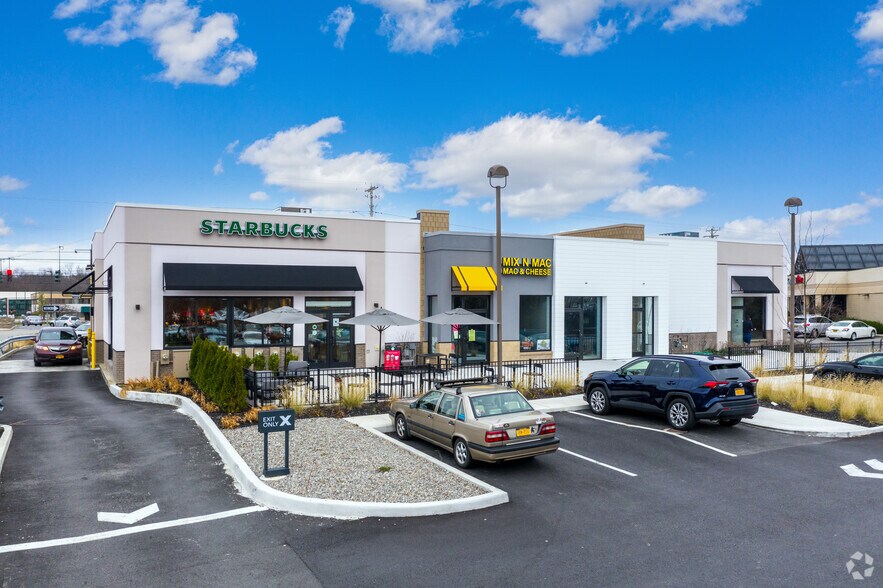 More Photos Of 1557 Route 9, Wappingers Falls Storefront For Lease