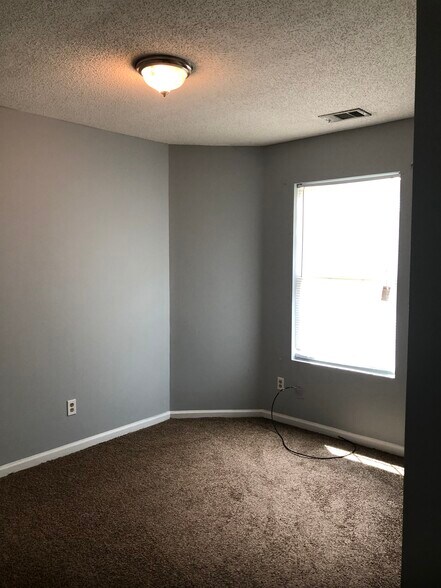 More Photos Of 49 Ghettis St, Sparta Apartments For Sale