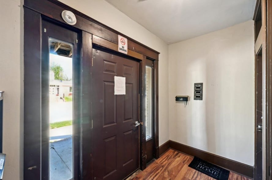 More Photos Of 108 N Main St, Edgerton Apartments For Sale