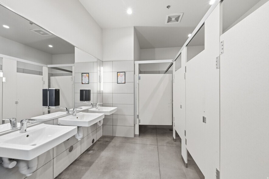 More Photos Of 483 W 2310 N, Provo Specialty For Sale
