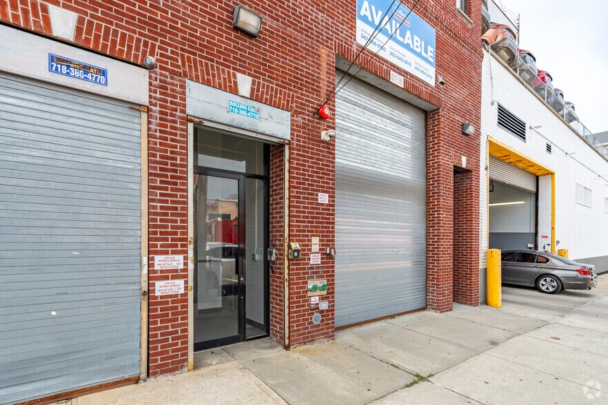 More Photos Of 3718 57th St, Woodside Distribution For Sale
