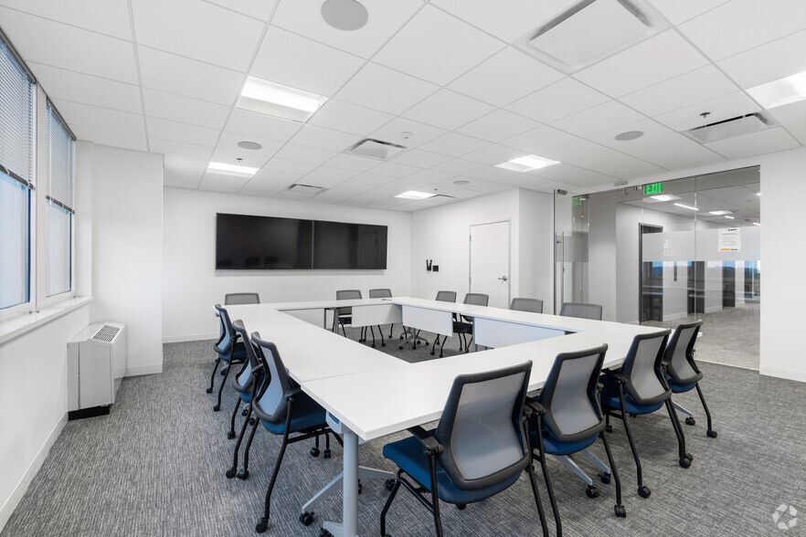 More Photos Of 6400 Arlington Blvd, Falls Church Unknown For Lease