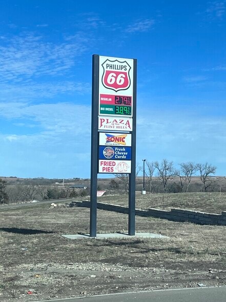 More Photos Of 32691 K99 Hwy, Alma Truck Stop For Sale