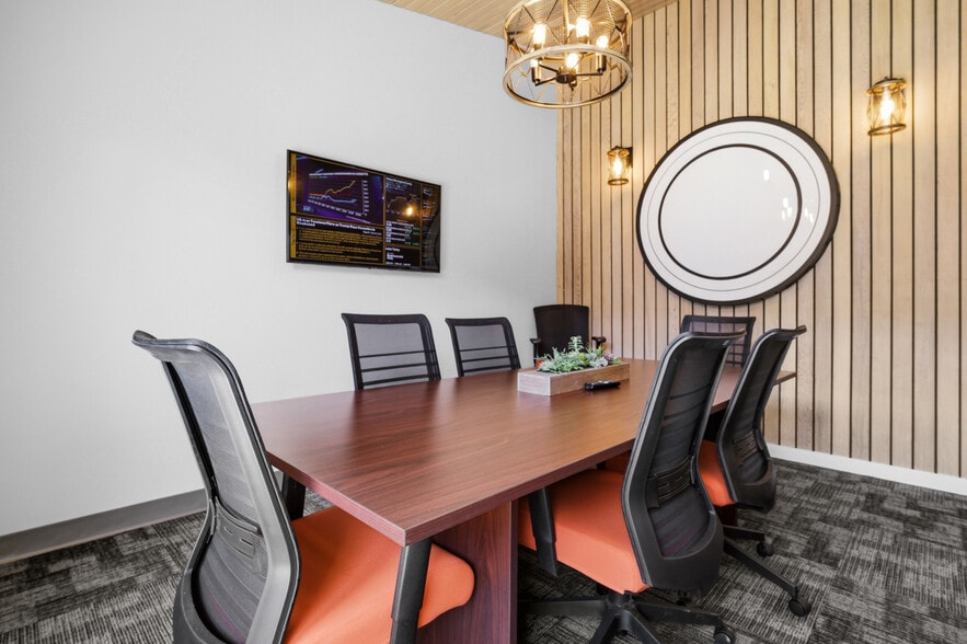More Photos Of 360 Plaza Dr, Columbus Medical For Sale