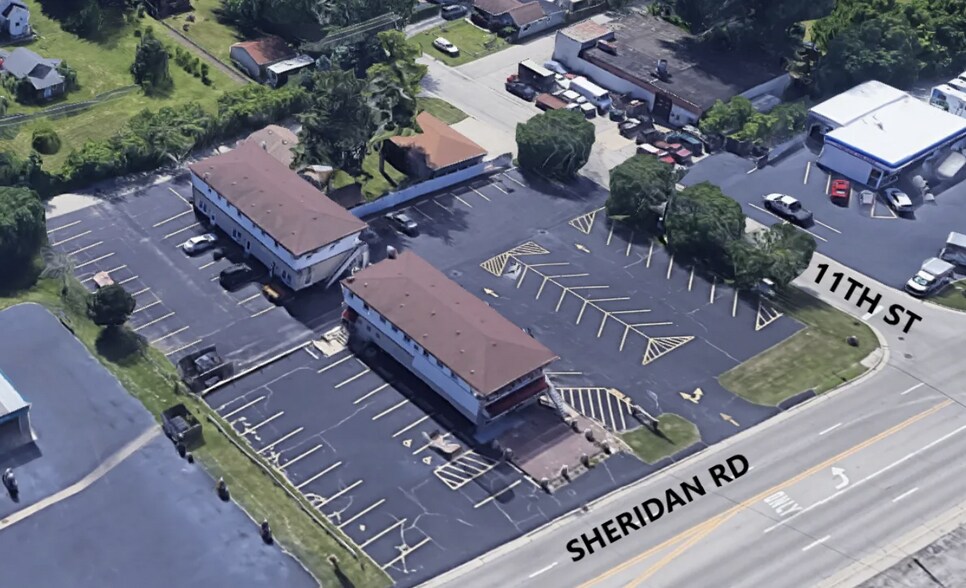 More Photos Of 1039 Sheridan Rd, Winthrop Harbor Apartments For Sale