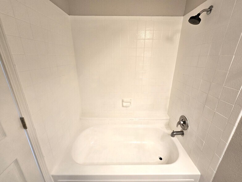 More Photos Of 4300 N Lamont St, Las Vegas Apartments For Sale