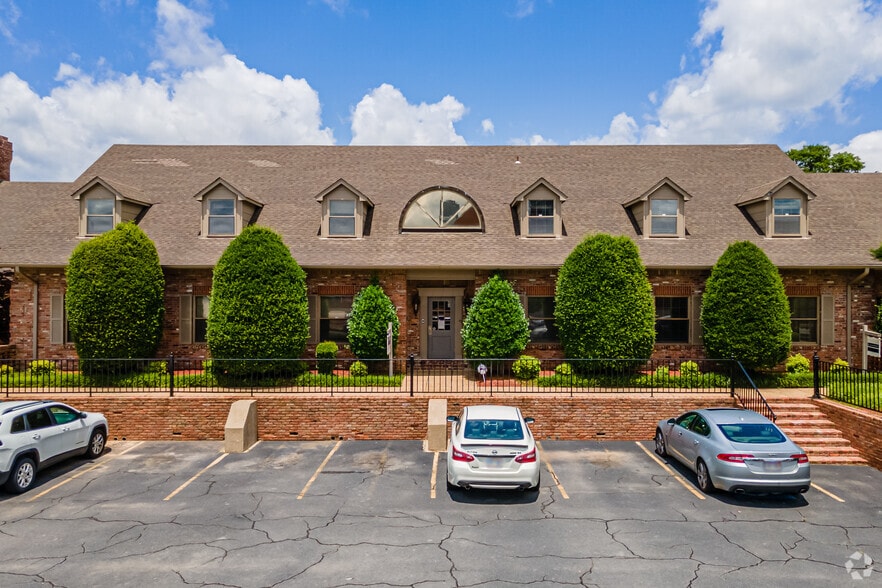 More Photos Of 420 W 4th St, North Little Rock Unknown For Lease