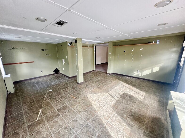 More Photos Of 717 Route 46, Kenvil Storefront Retail Office For Lease