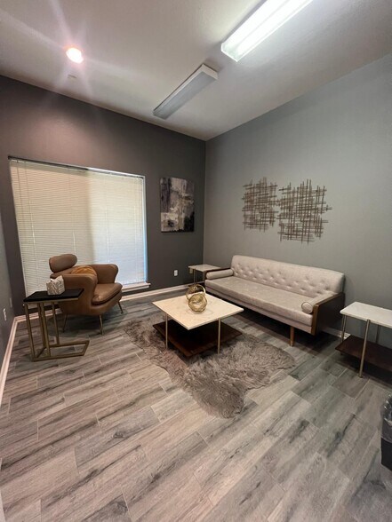 More Photos Of 5228 Village Creek Dr, Plano Office For Sale