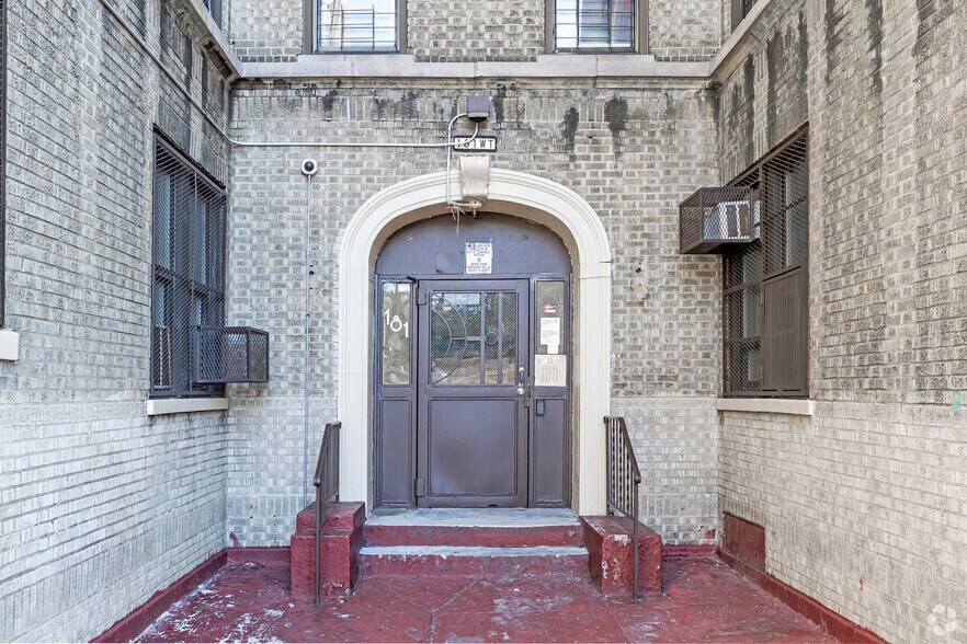 More Photos Of 181 W Tremont Ave, Bronx Apartments For Sale