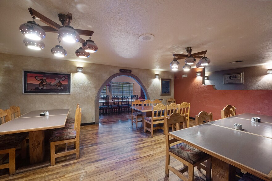 More Photos Of 8032 4th St NW, Albuquerque Restaurant For Sale