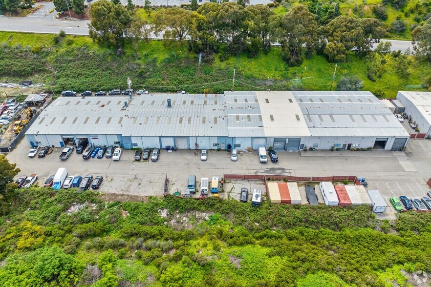 More Photos Of 60-130 Industrial Way, Brisbane Unknown For Lease