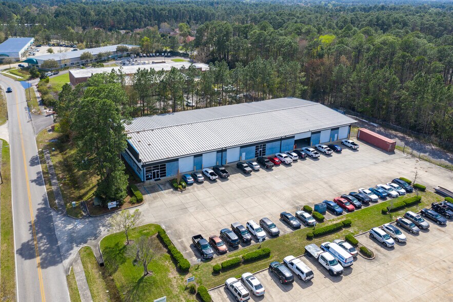More Photos Of 9728 Florida Mining Blvd W, Jacksonville Light Manufacturing For Lease