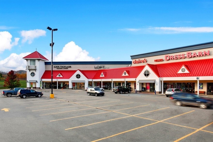 More Photos Of 2990 Cook Rd, West Branch General Retail For Lease