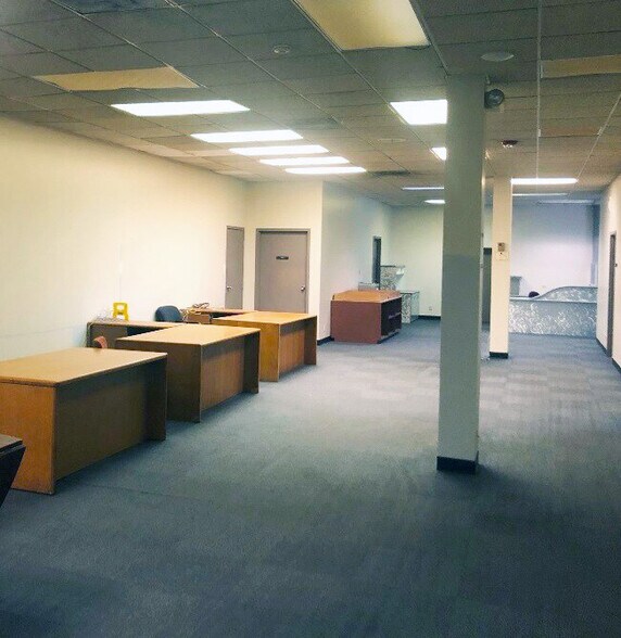More Photos Of 1120 Montrose Ave, Saint Louis Manufacturing For Lease