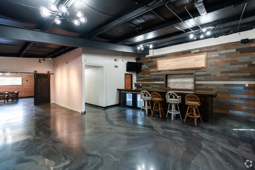 More Photos Of 4913 S Alston Ave, Durham Warehouse For Lease