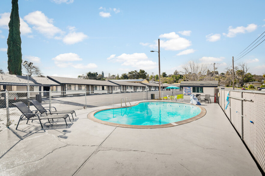 More Photos Of 2749 Spring St, Paso Robles Hotel For Sale