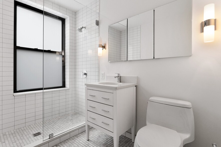 More Photos Of 61 Sullivan St, New York Apartments For Sale