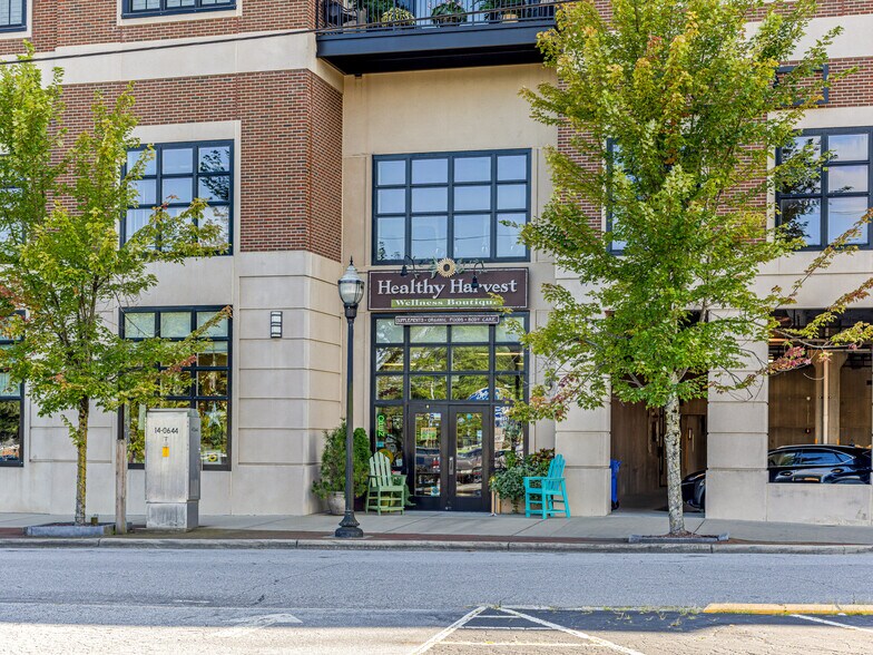 More Photos Of 29 W French Broad St, Brevard Apartments For Sale