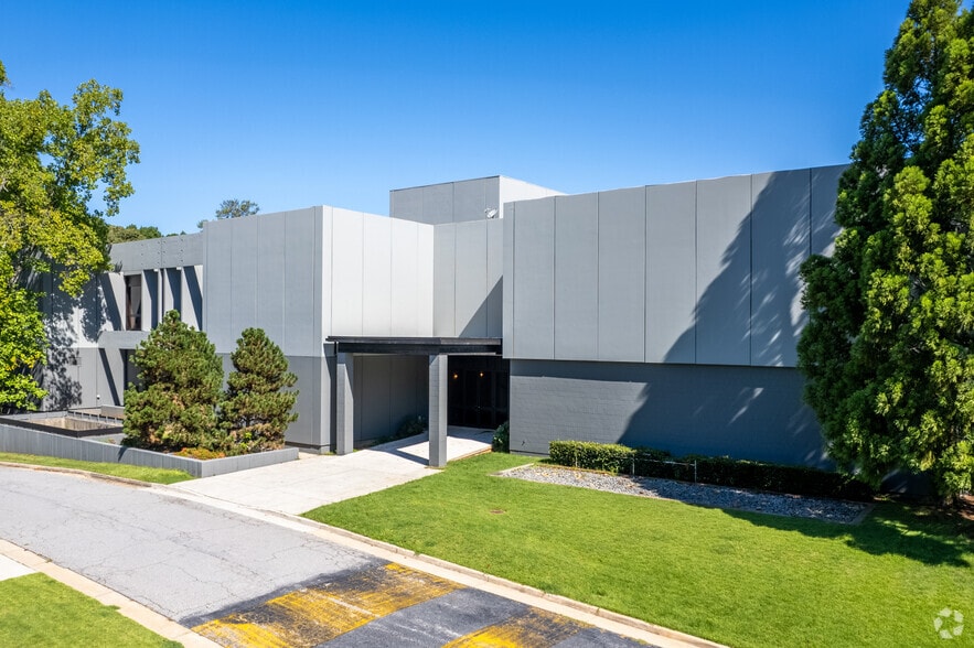 More Photos Of 3350 Greenbriar Pky SW, Atlanta Movie Radio TVStudio For Lease