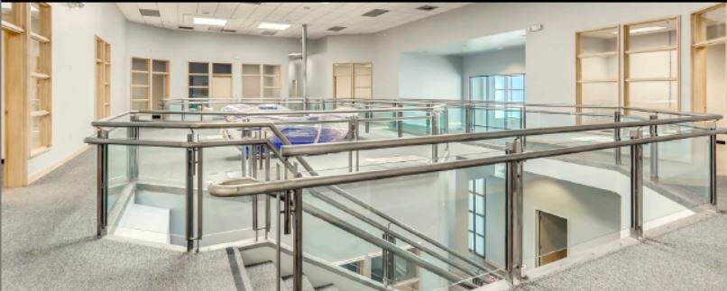 More Photos Of 1005 S Central Ave, Los Angeles Showroom For Lease