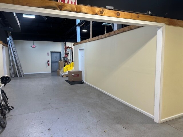 More Photos Of 17-19 Hayward St, Ipswich Manufacturing For Lease