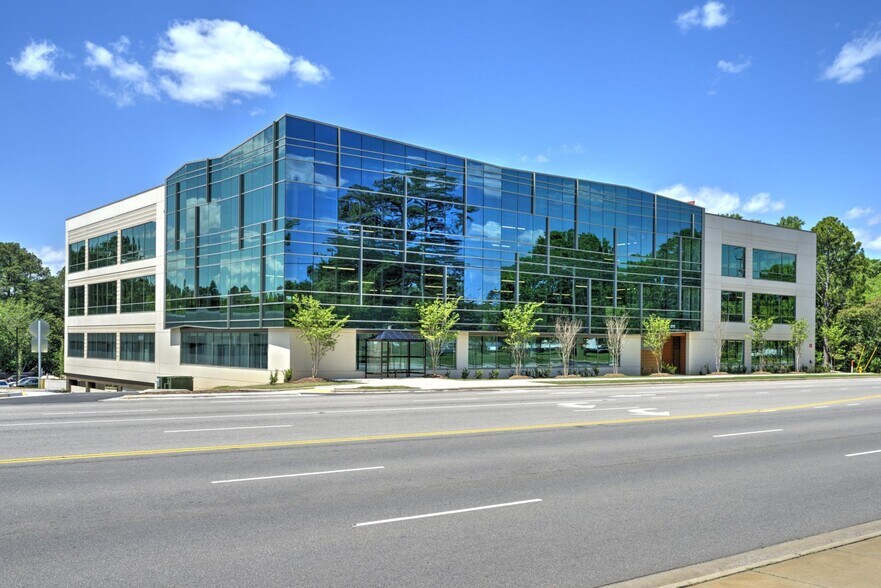 More Photos Of 5111 Falls of Neuse Rd, Raleigh Medical For Lease