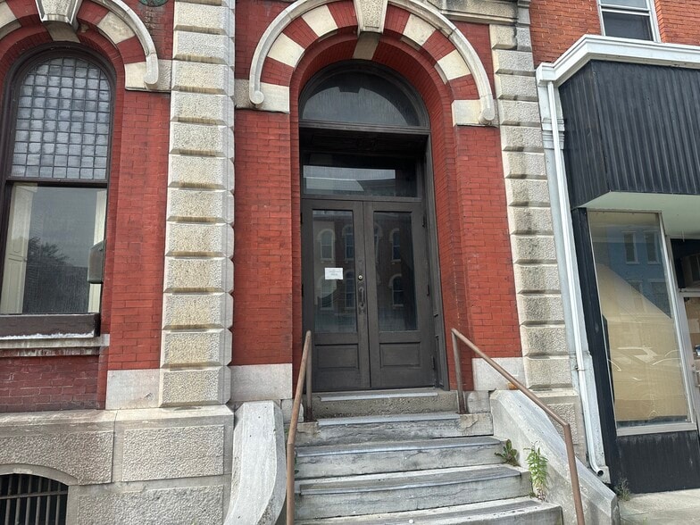 More Photos Of 49 E Main St, Amsterdam Office For Sale