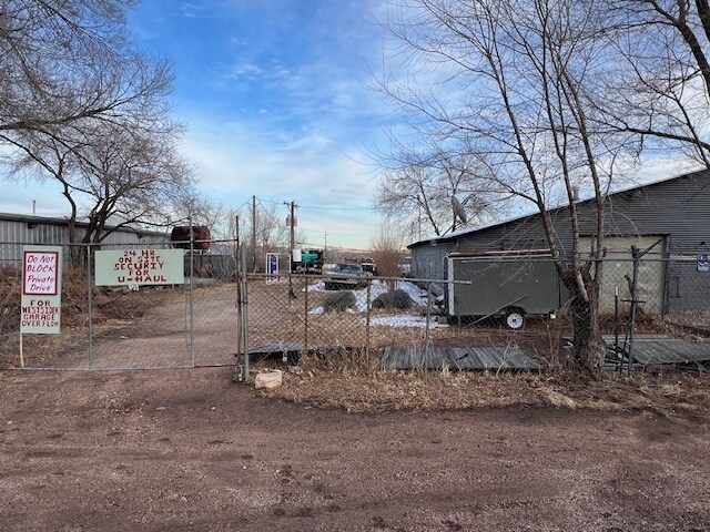 More Photos Of 627 S 31st St, Colorado Springs Light Manufacturing For Sale