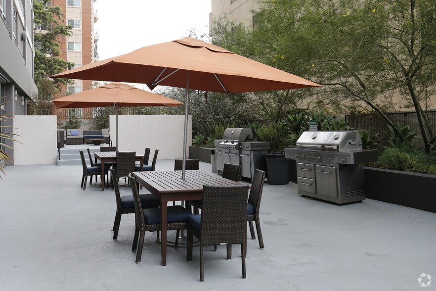 More Photos Of 3460 W 7th St, Los Angeles Apartments For Lease