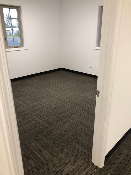 More Photos Of 10087 Raven Wood Dr, Saint John Light Manufacturing For Lease