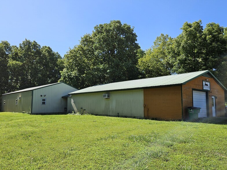 More Photos Of 244 County Road 555B, Tecumseh Manufacturing For Sale