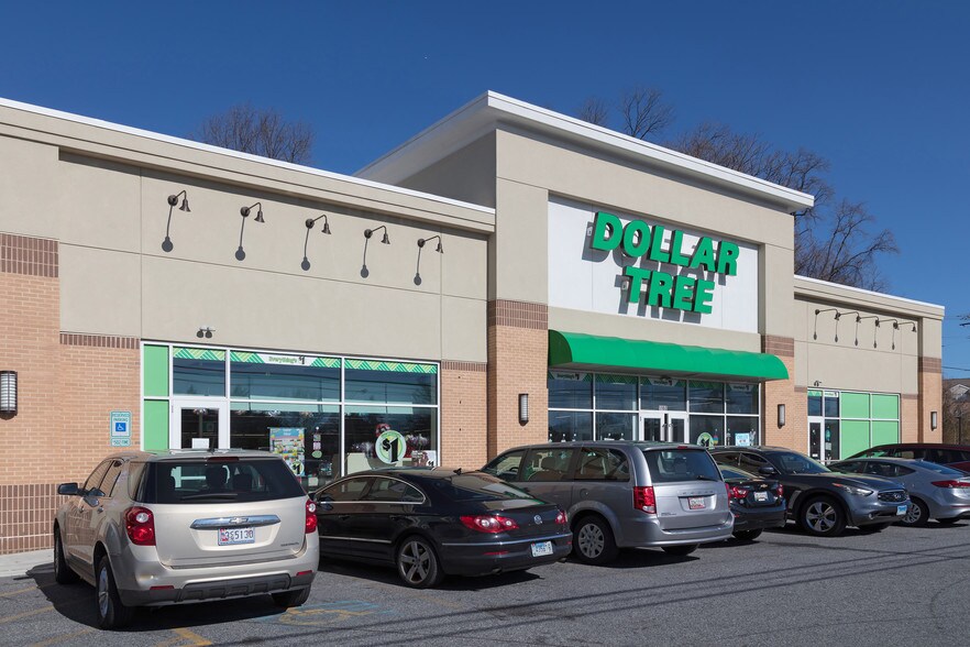 More Photos Of 5960 Belair Rd, Baltimore Storefront For Sale