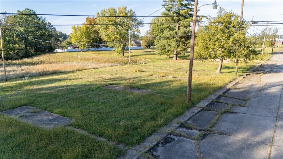 More Photos Of 0 Pike St, Mineral Wells Land For Sale