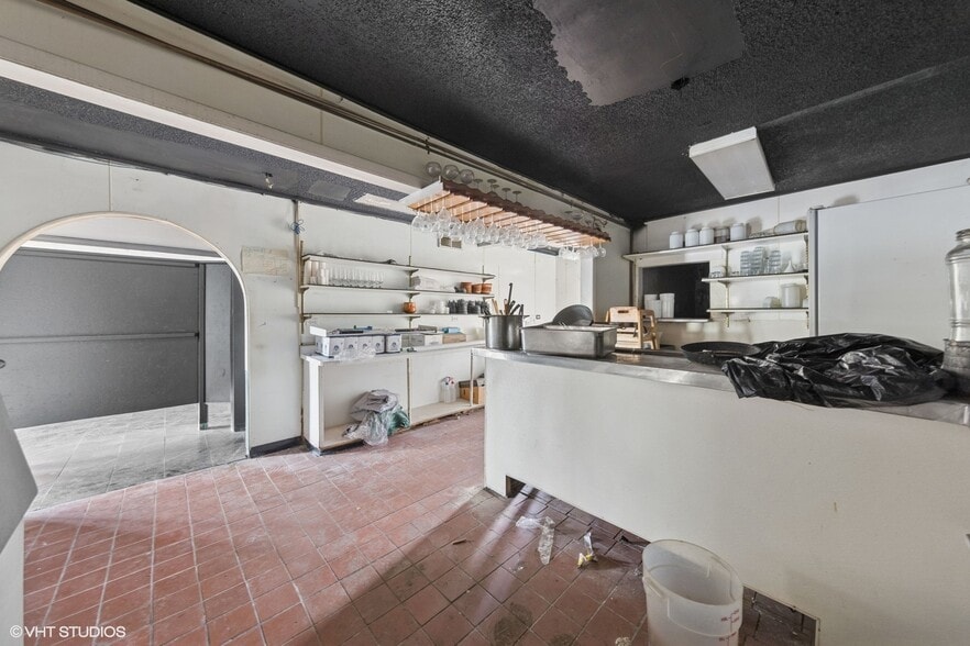 More Photos Of 835 S River St, Aurora Restaurant For Sale