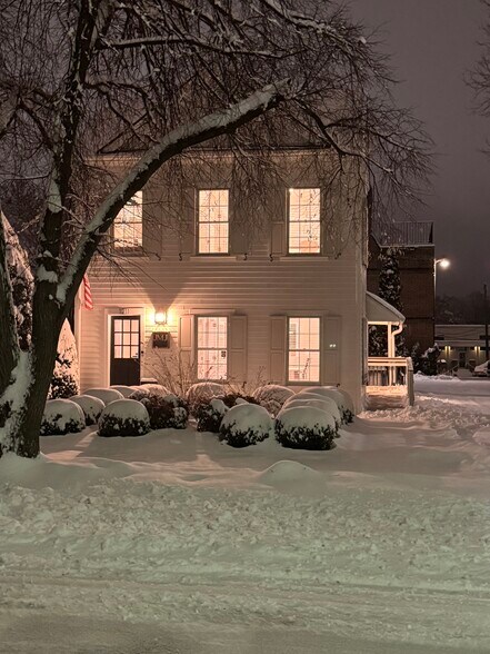 More Photos Of 1211 Caroline St, Fredericksburg Loft Creative Space For Lease