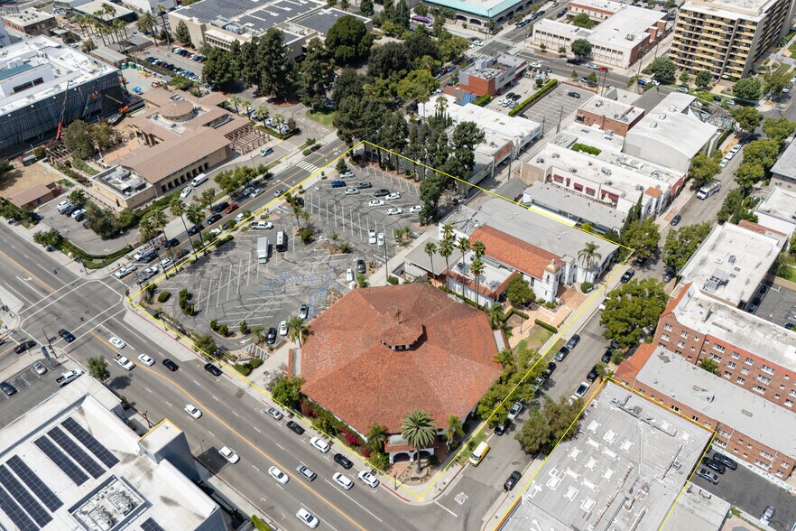 More Photos Of 305 E Colorado St, Glendale Land For Lease