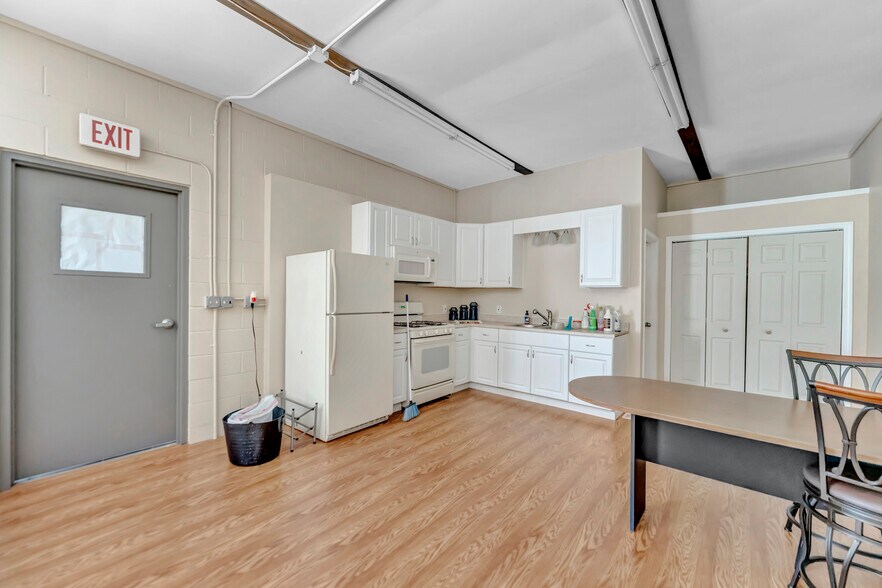 More Photos Of 2066 Langford Rd, North Collins Manufacturing For Lease