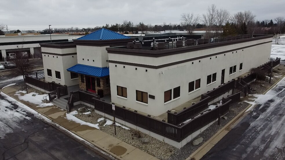 More Photos Of 3870 Bay Rd, Saginaw Restaurant For Sale