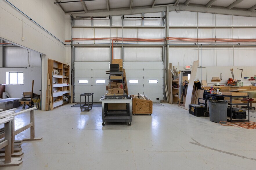 More Photos Of 641 Acorn Dr, Harrisonburg Manufacturing For Sale