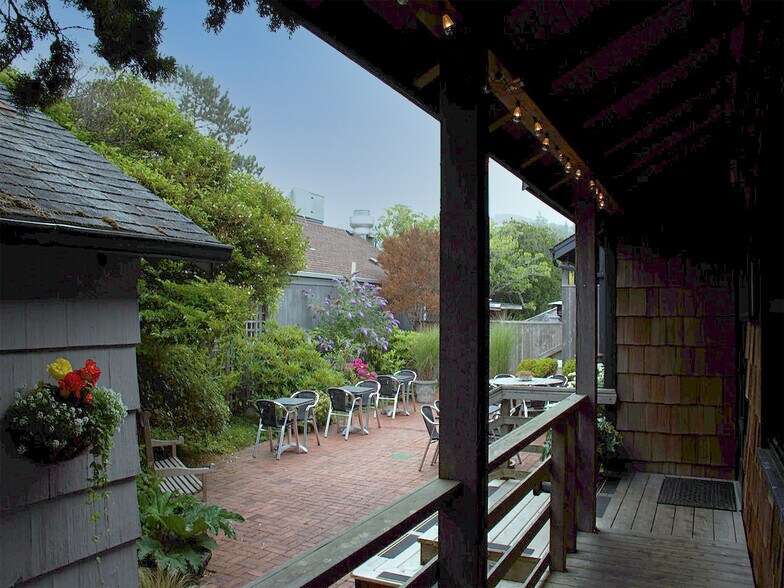 More Photos Of 263 N Hemlock St, Cannon Beach Restaurant For Sale