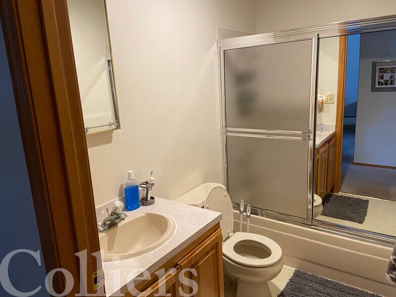 More Photos Of 2132-2198 S Gekeler Ln, Boise Apartments For Sale