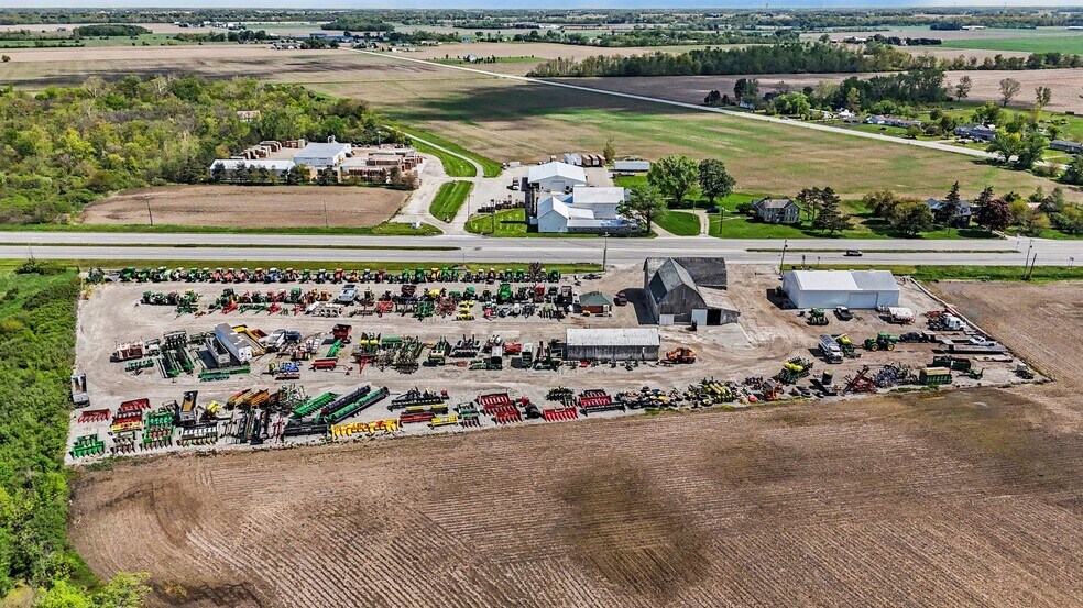 More Photos Of 4685 W US Route 20, Gibsonburg Light Distribution For Sale