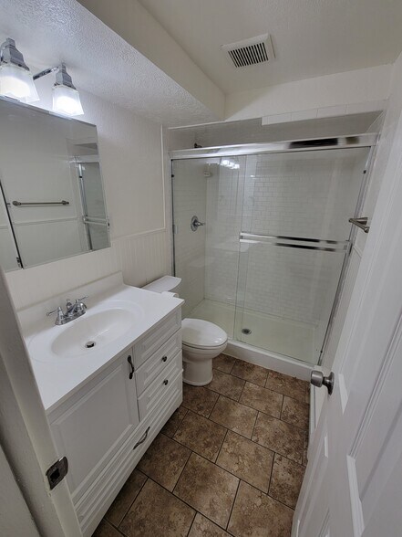 More Photos Of 375 S Depew St, Lakewood Apartments For Sale