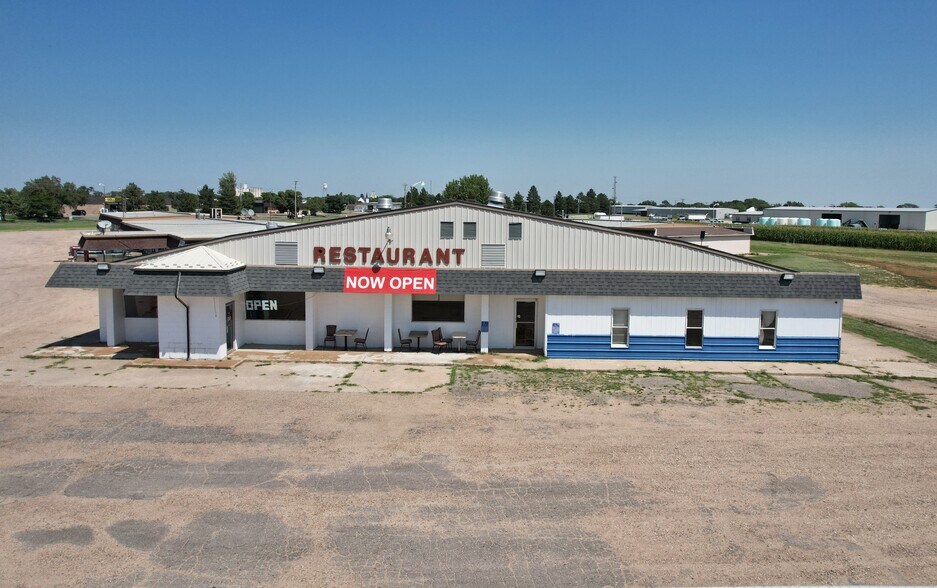More Photos Of 1202 Castle Rock St, Quinter Hotel For Sale