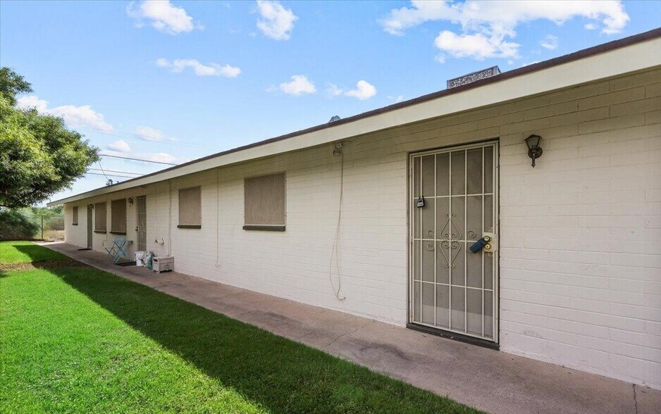 More Photos Of 1313-1317 1321 E. Carol Ave, Phoenix Apartments For Sale