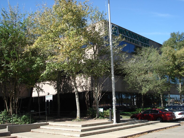 More Photos Of 200 River Pointe Dr, Conroe Office For Lease