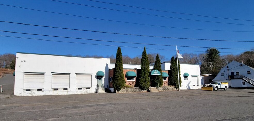 Primary Photo Of 31 Tosun Rd, Wolcott Warehouse For Lease