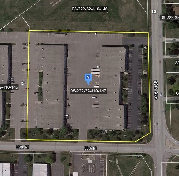 More Photos Of 8920 58th Pl, Kenosha Showroom For Lease